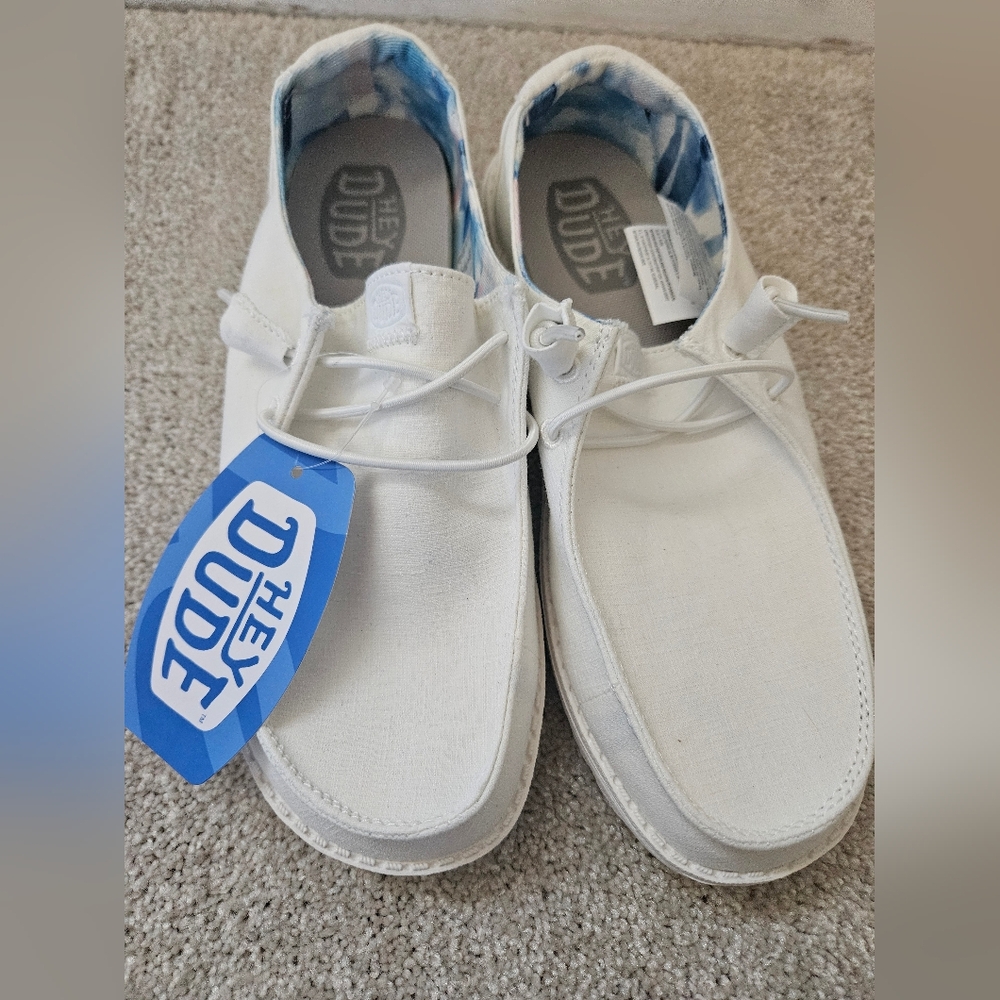 Hey Dude Wendy Canvas Slip-on in Silk Moon